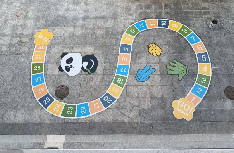 元阳地面游戏彩绘